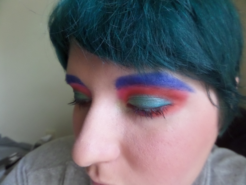 Illustration for article titled Quetzal Inspired Makeup Tutorial!